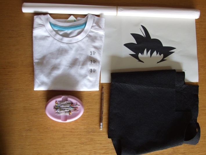 samarreta Goku materials Petit taller de costura